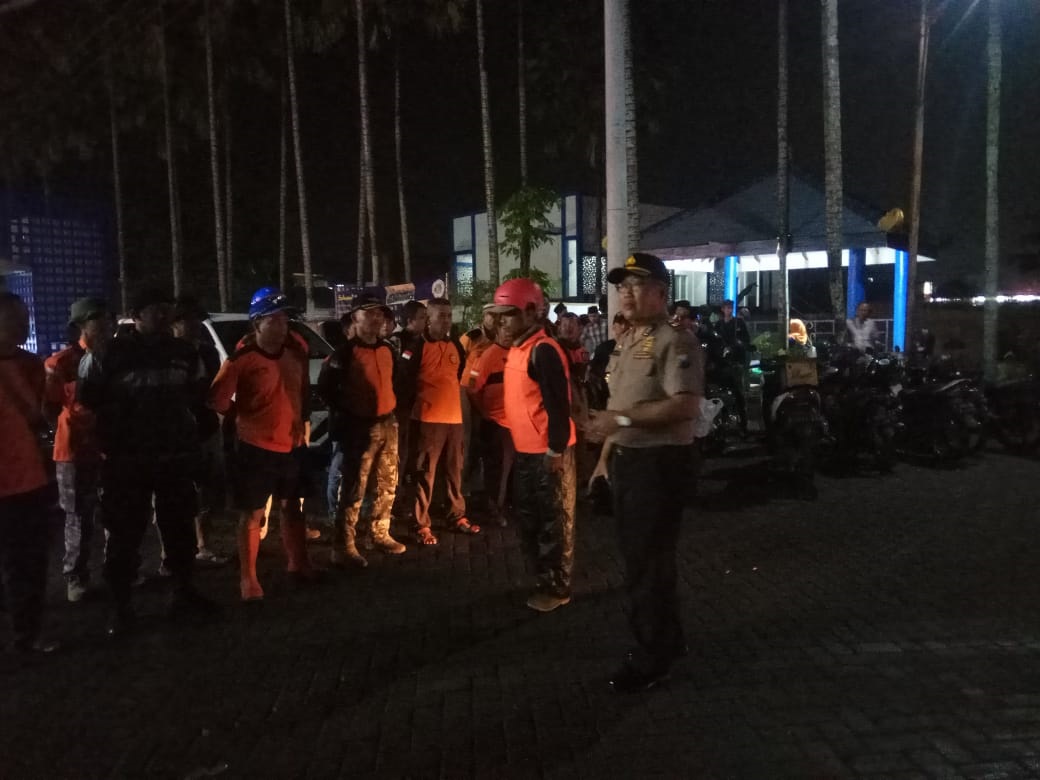 Santri di Malang Hanyut di Kali Manten