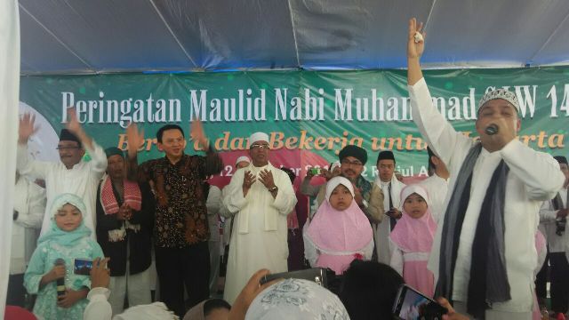 Ahok-Djarot Santuni Anak Yatim di Peringatan Maulid Nabi