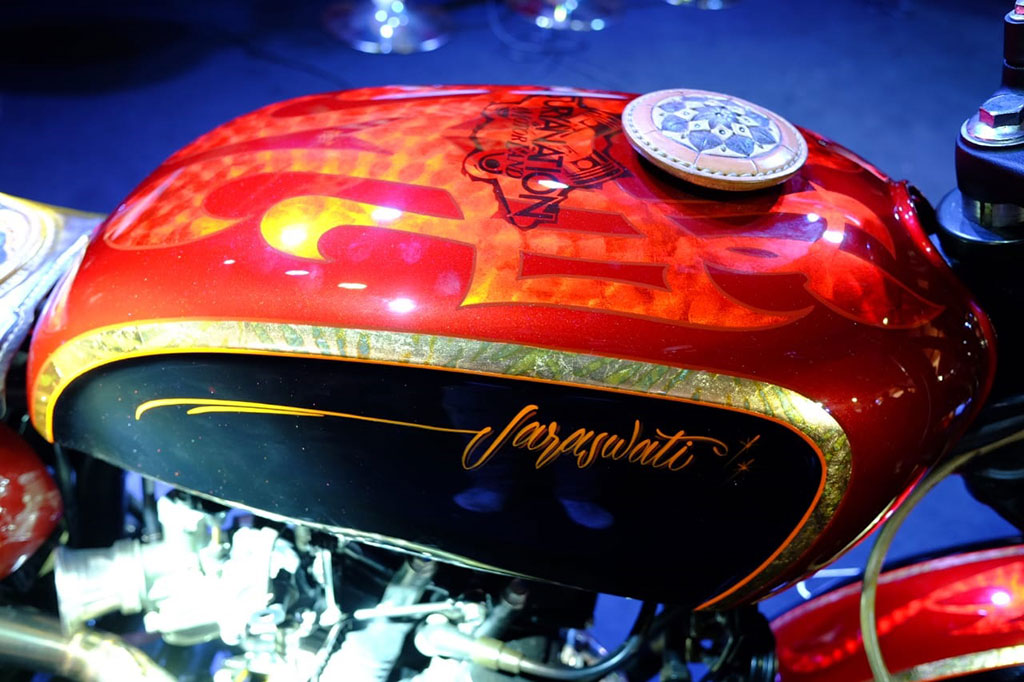 Intip Kemolekan 'Saraswati' Kawasaki W175 Tracker Vintage
