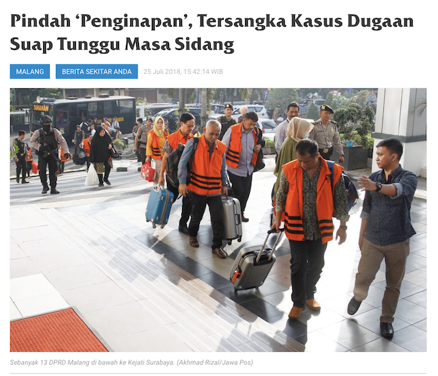 [Cek Fakta] Foto Para Tersangka Korupsi Ini tidak Diborgol? Cek Faktanya