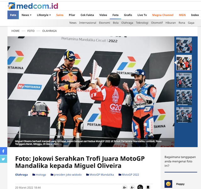 [Cek Fakta] Beredar Foto Jokowi Memberikan Minyak Goreng kepada Juara MotoGP Mandalika Miguel Oliveira, Benarkah?