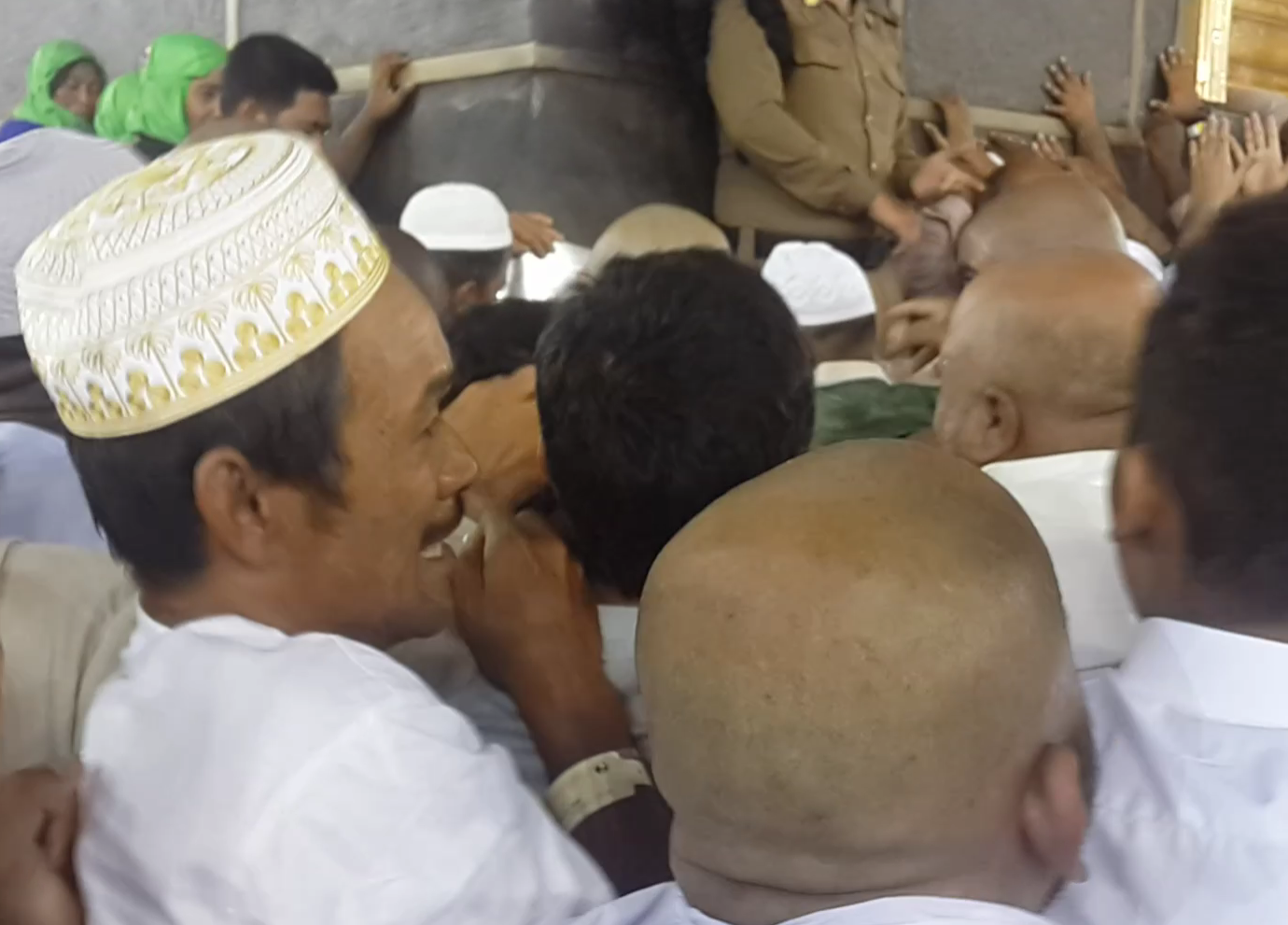 Hajar Aswad, Magnet Pusaran Tawaf di Baitullah