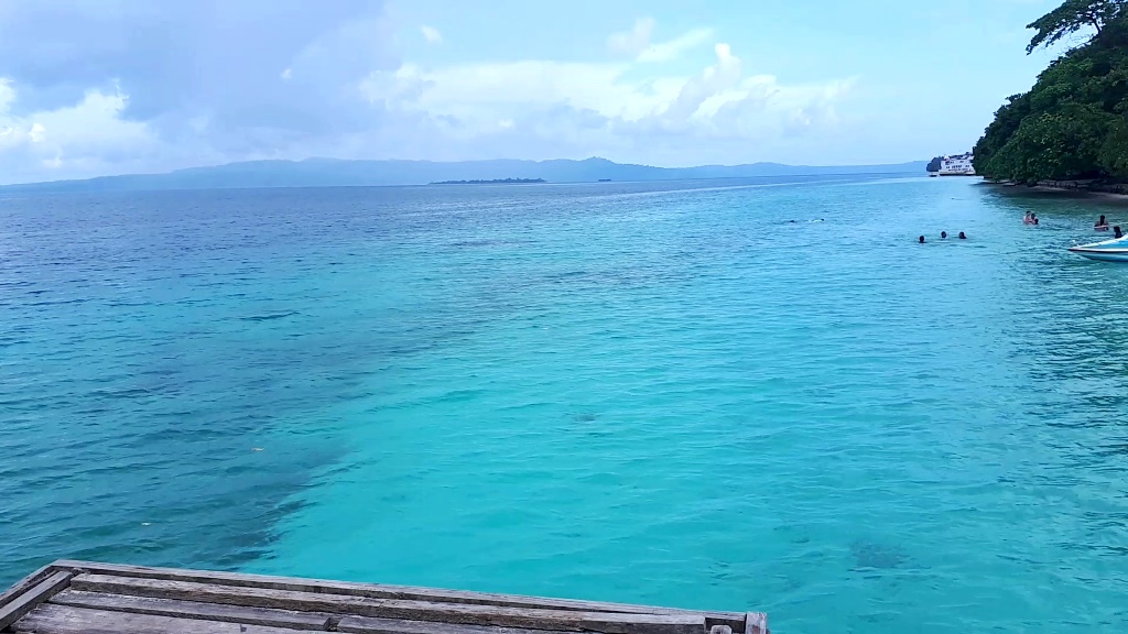 Pantai Liang Maluku Tengah, Tempat yang Tepat Mencari Kedamaian