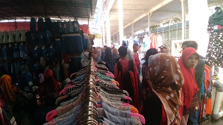 Trotoar Tanah Abang Masih Dikuasai PKL