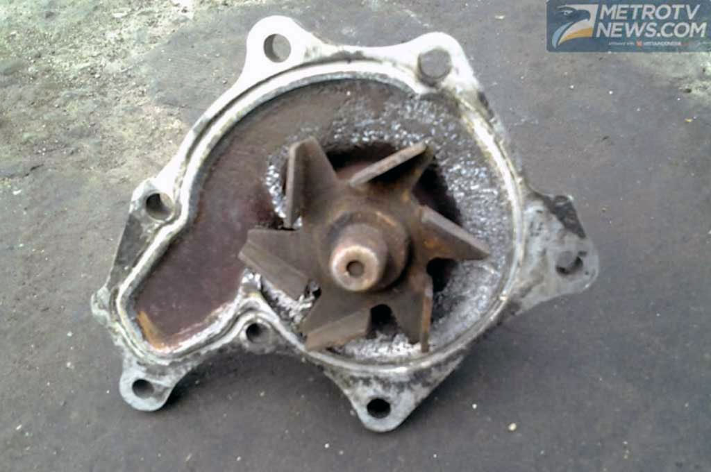 Kenali Kobocoran Sistem Pendingin Mesin Mobil