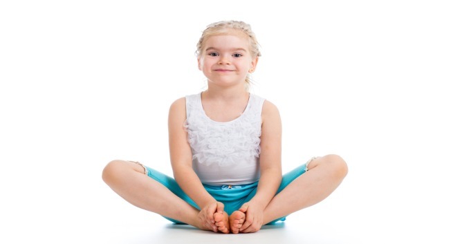 Enam Pose Yoga yang Aman dan Bermanfaat bagi Si Kecil