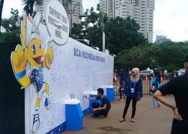Semarak Hari Pertama BCA Indonesia Open Superseries Premier 2016