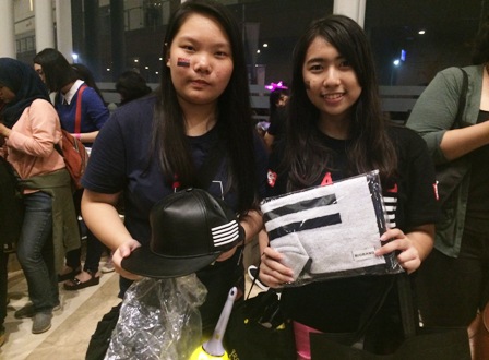 Usai Konser, VIP Borong Suvenir BigBang