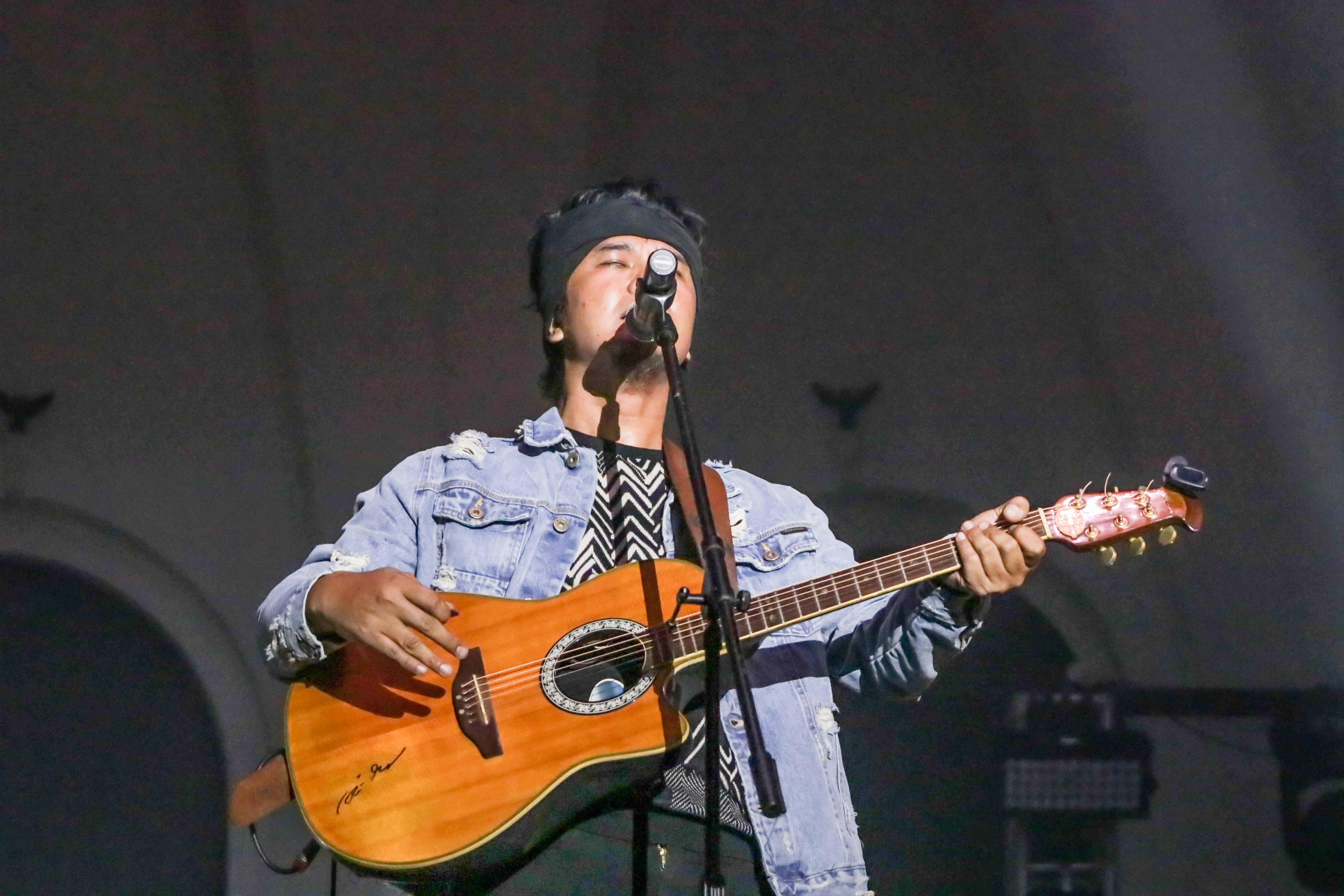 Foto-foto Konser Menjilat Matahari dari Yockie Suryoprayogo