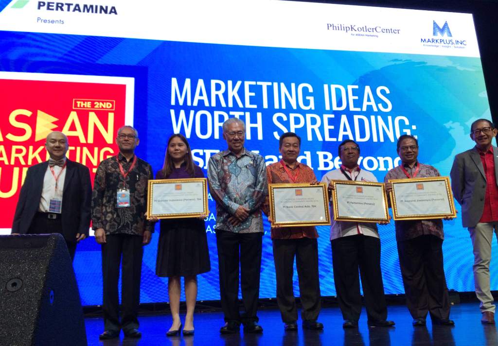 BCA Raih Penghargaan Indonesia Champion for AEC