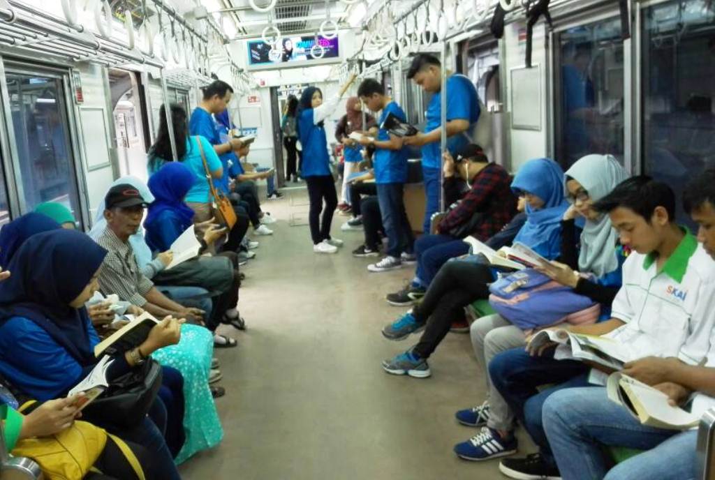 Peringati Hari Buku Sedunia, Komunitas Literasi di Jakarta Gelar keREADta