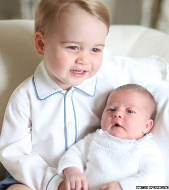 Lihat Foto Lucu Pangeran George & Putri Charlotte