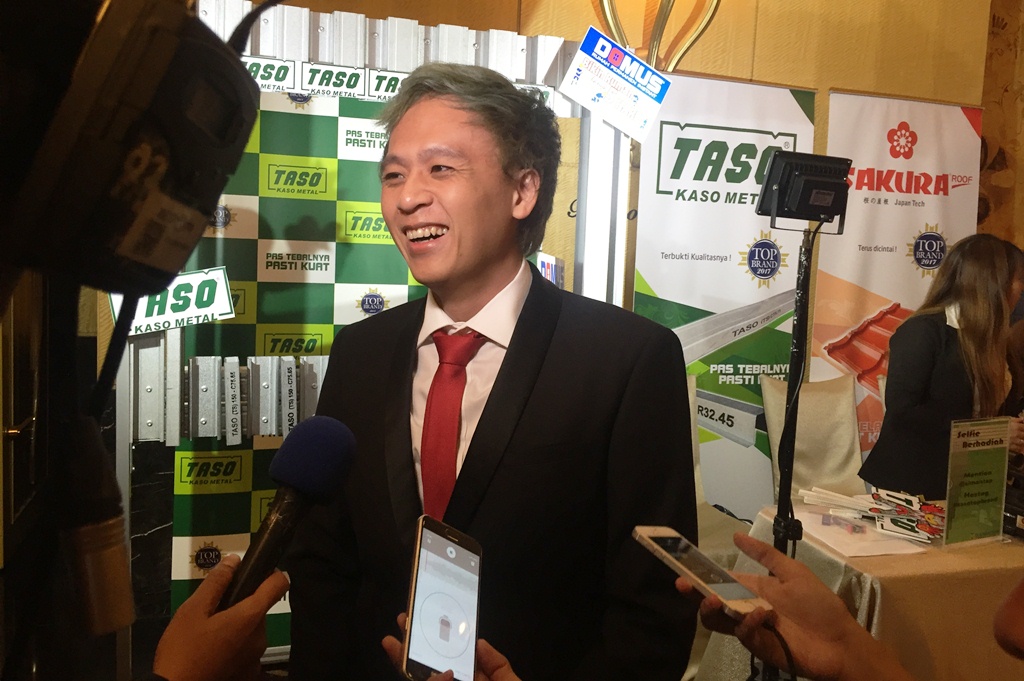 Tatalogam Lestari Raih 3 Penghargaan di Top Brand Award 2017