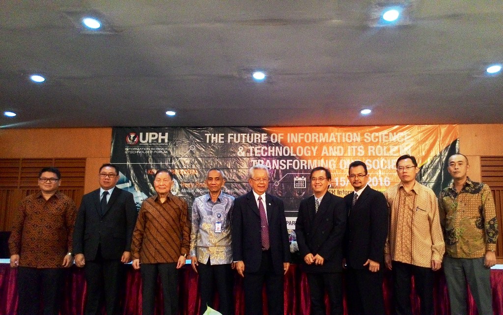 SISTech UPH Tandatangani MoU dengan Empat Perusahaan IT