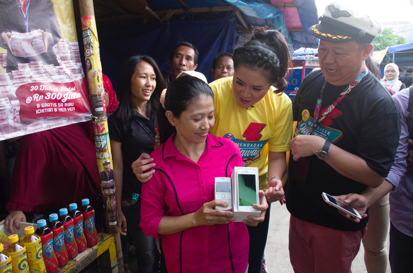 Haru Biru Seorang Ibu Tunggal Mendadak Jutawan Dapat Rp300 Juta dari ICHITAN