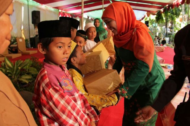 Kunjungi Banyuwangi, Mensos Serahkan Dana PKH Senilai Rp34 Miliar