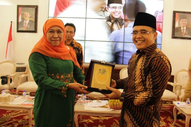 Kunjungi Banyuwangi, Mensos Serahkan Dana PKH Senilai Rp34 Miliar