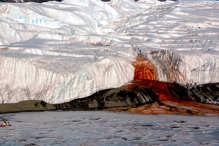 5 Tempat Wisata Dunia dengan Aura Mistis