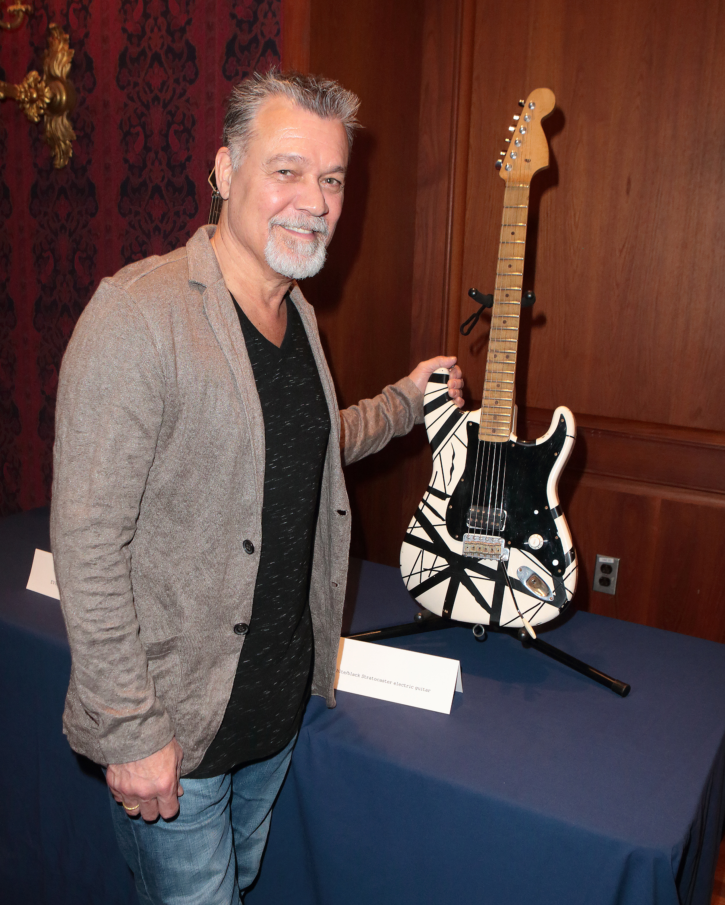 Bukan Soal Rangkasbitung, Tetapi Eddie Van Halen dan Warisannya