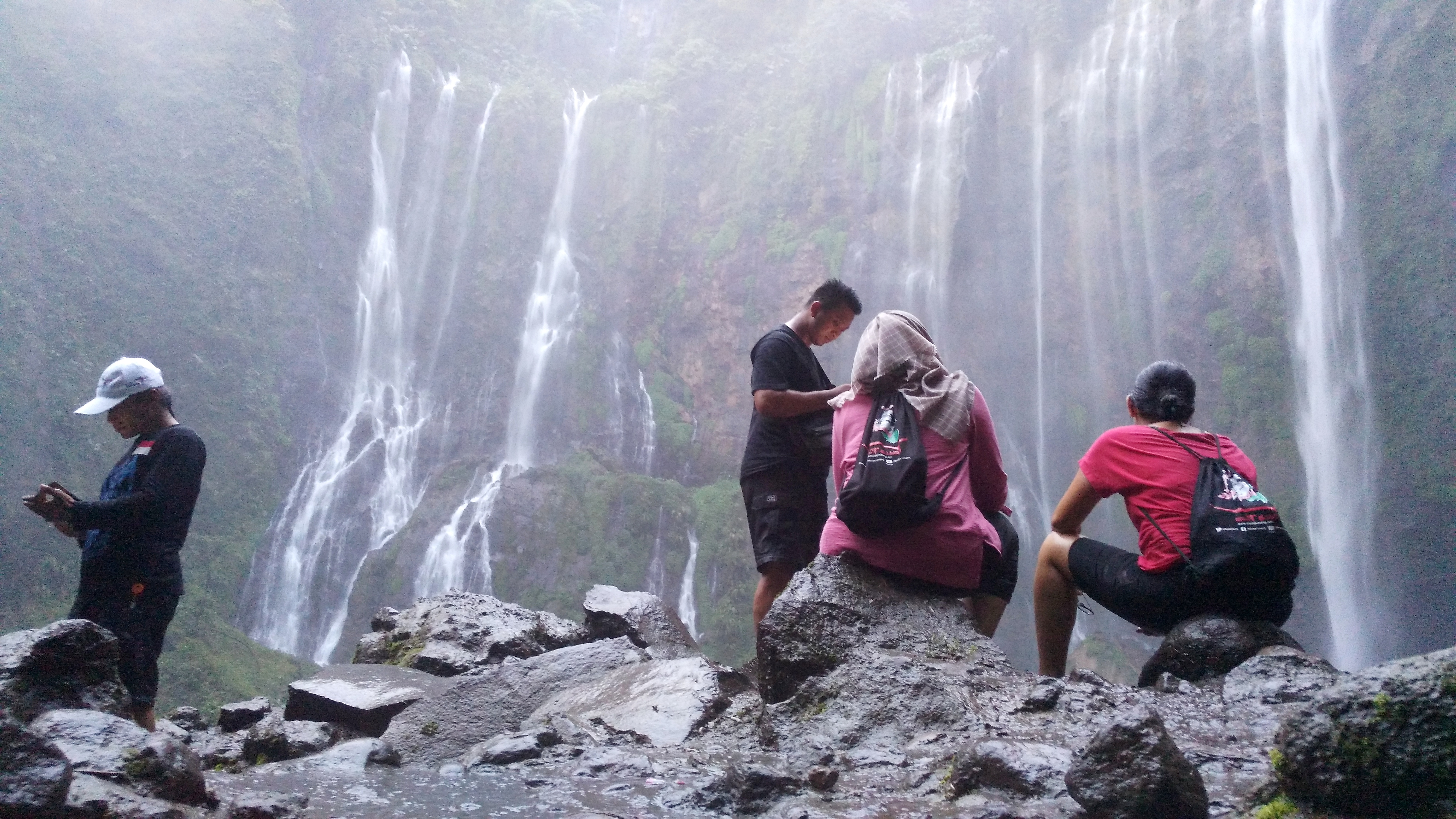 Tumpak Sewu Si Cantik yang Cukup Liar