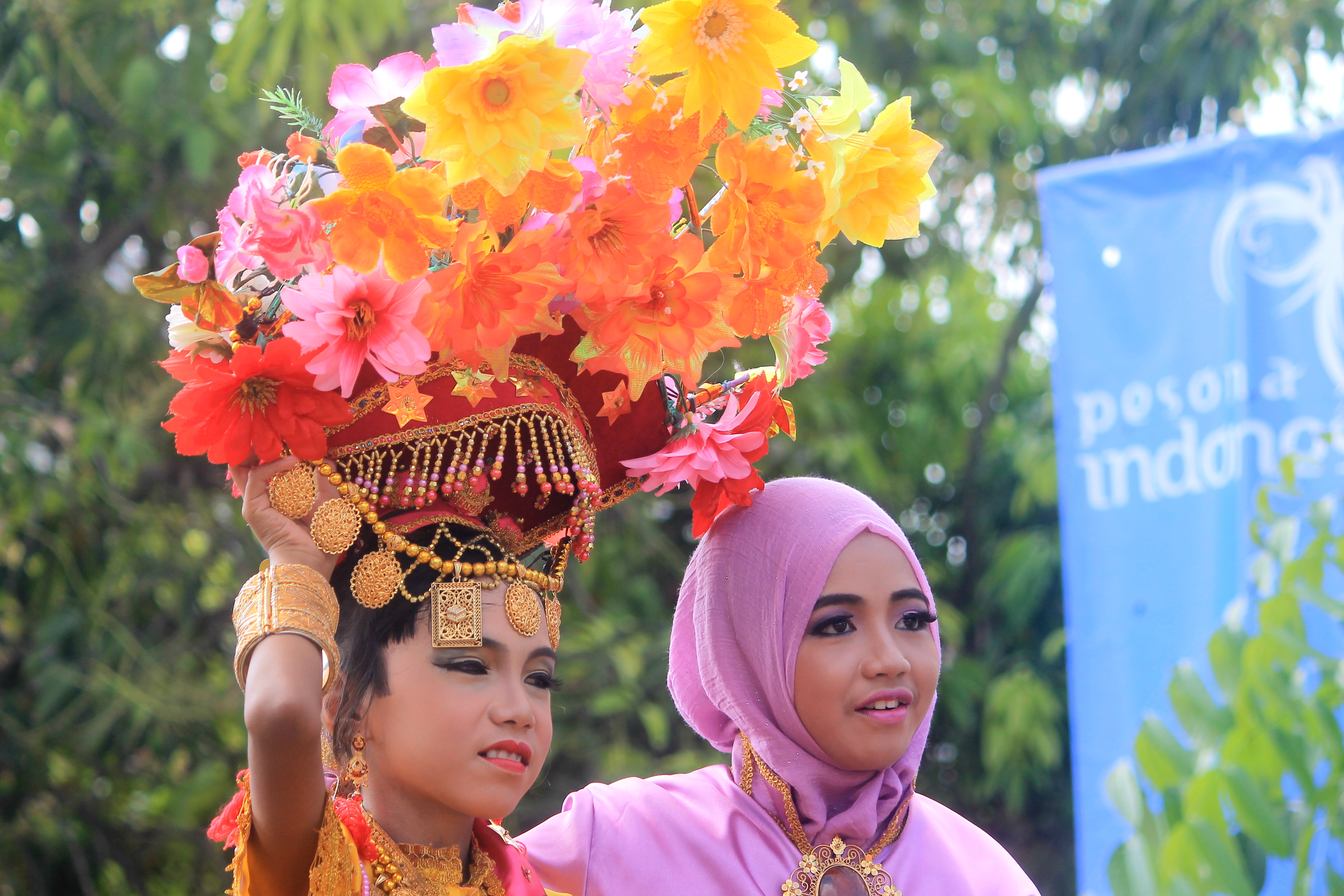 Foto: Keseruan Karnaval Budaya di Pembukaan Wakatobi Wave 2015  