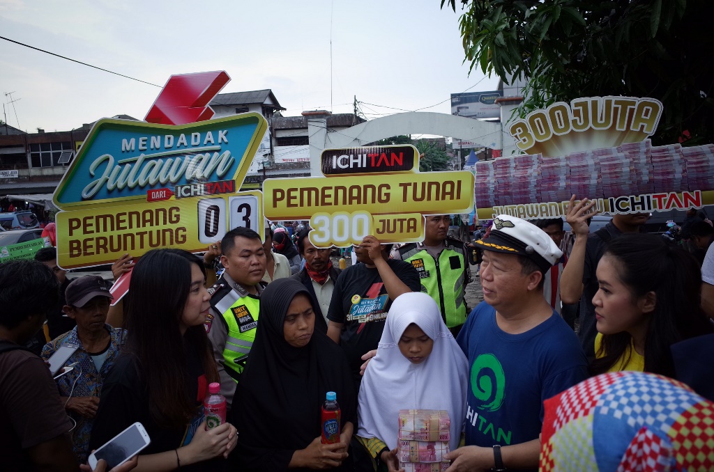 Calon Dokter Masa Depan Mendapat Rp300 Juta dari ICHITAN