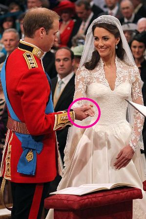 Pakar Bahasa Tubuh Bandingkan Pernikahan Harry-Meghan dengan William-Kate