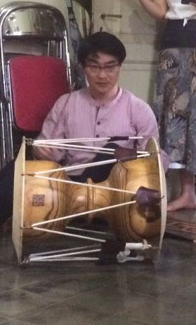 Seniman Korea Antusias Pelajari Alat Musik Gamelan