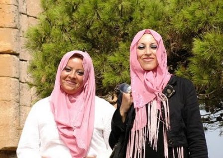 Intip Gaya Khas Berhijab di Beberapa Negara Islam