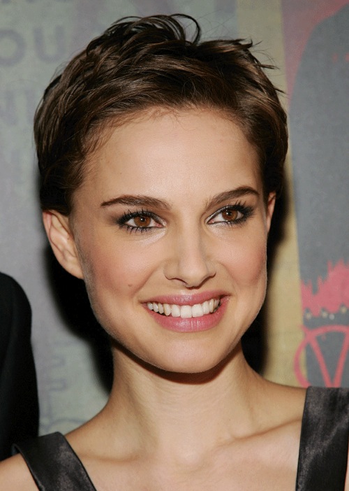 Seleb yang Tampil Oke dengan Rambut <i>Pixie</i>  