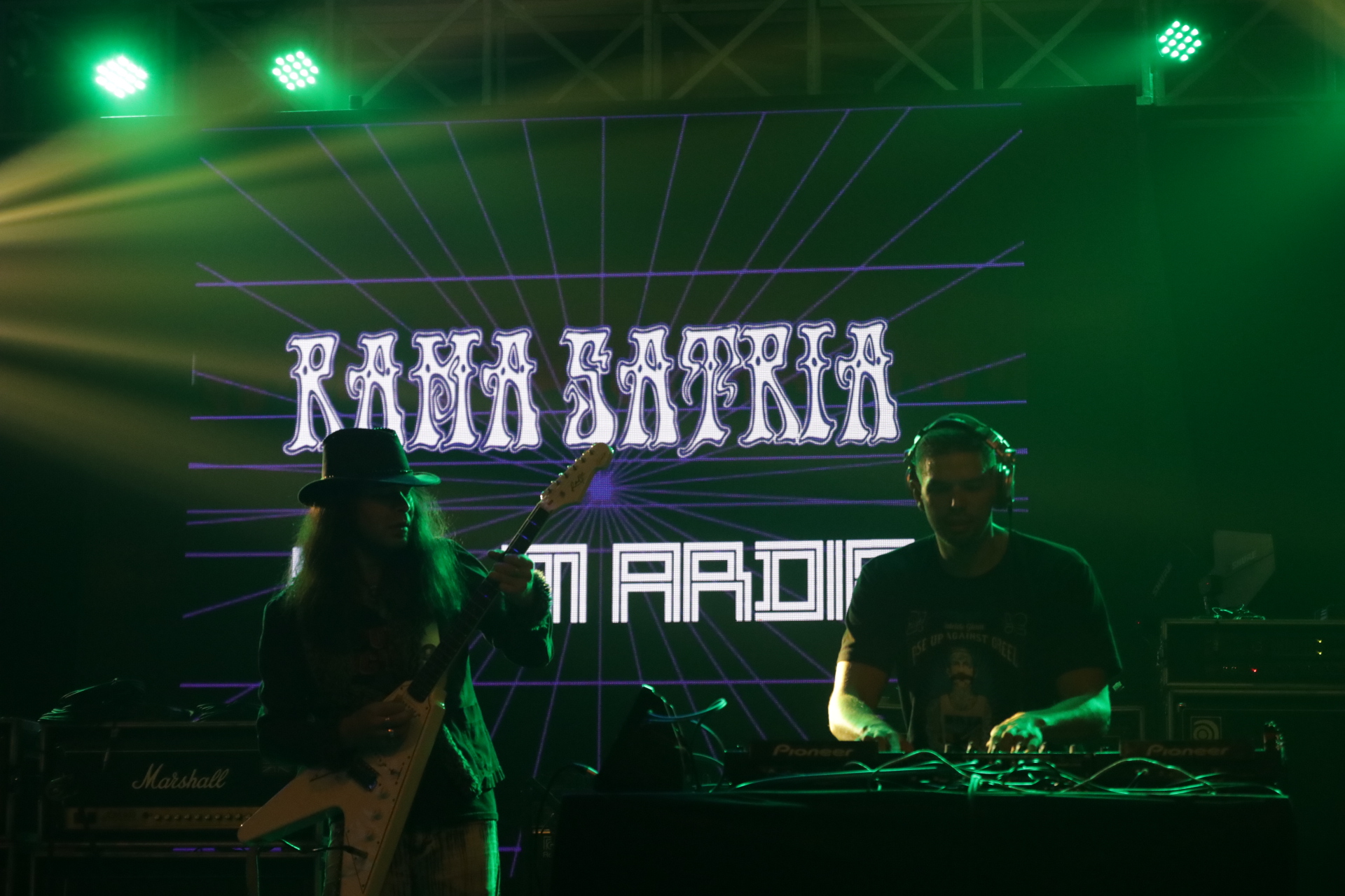 Menghabiskan Minggu di Kepencet Music Festival
