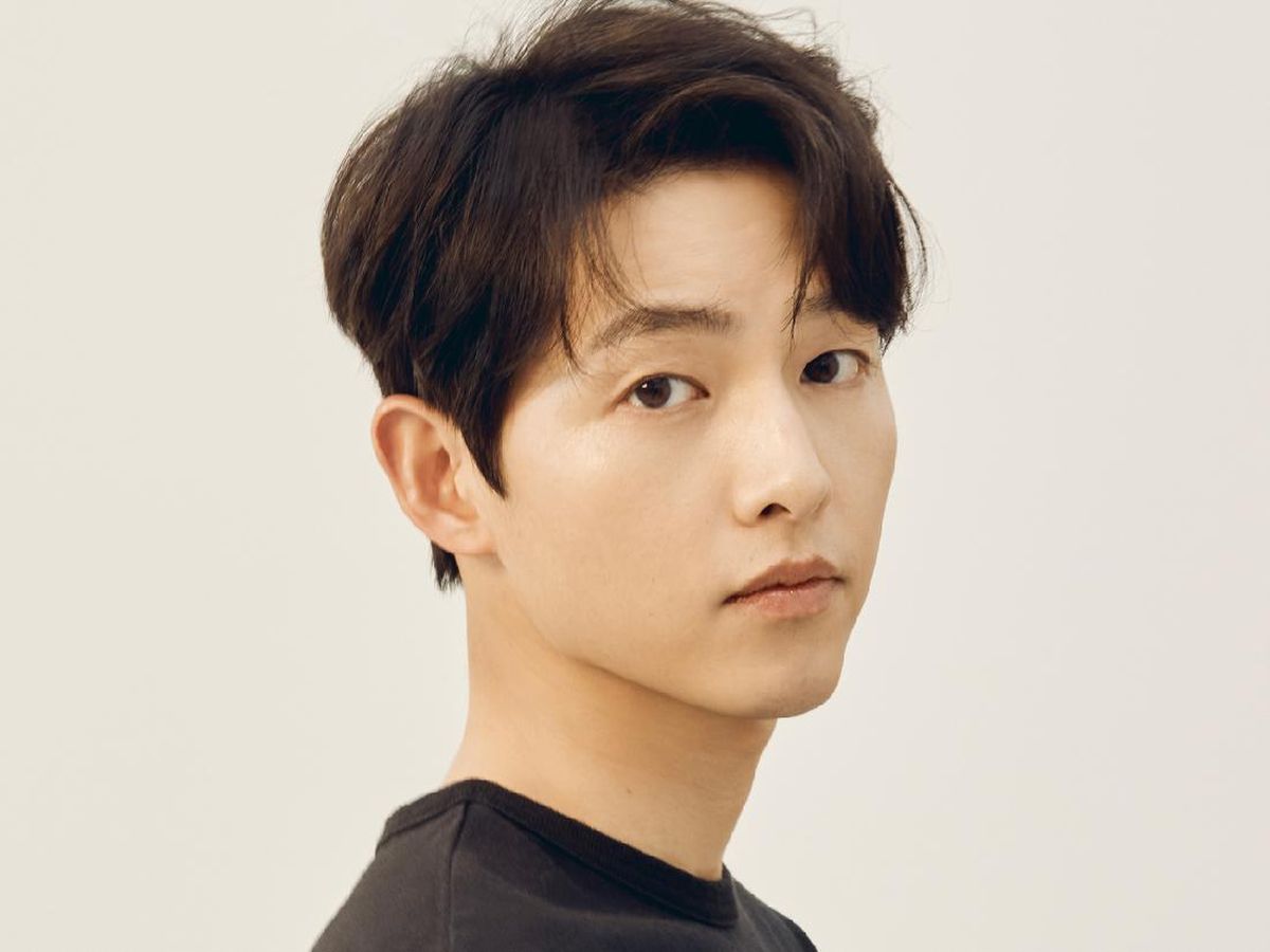 10 Artis Korea Terganteng, Pesonanya Bikin Jatuh Cinta!