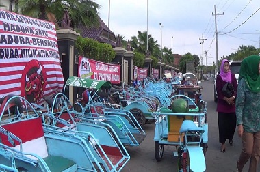Ratusan Warga Hadiri Deklarasi Provinsi Madura di Bangkalan
