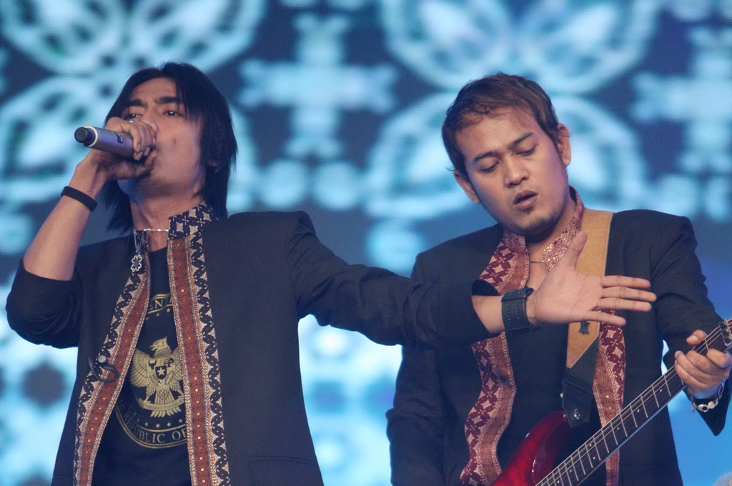 Band Melayu Menolak Layu