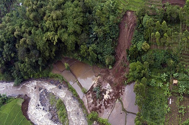Pencarian Terakhir Korban Banjir Garut, Basarnas Susuri Cimanuk-Jatigede