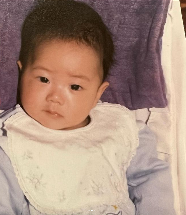 Tangkapan layar Jisoo Blackpink saat bayi. Instagram @sooyaaa__