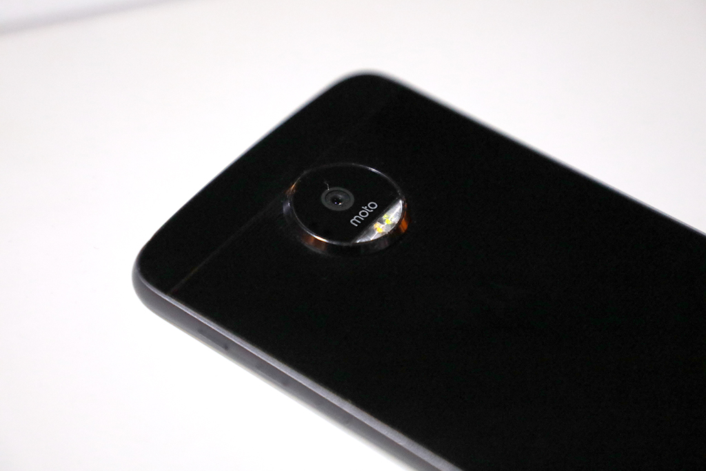 Ponsel Premium Moto Segera Meluncur di Indonesia