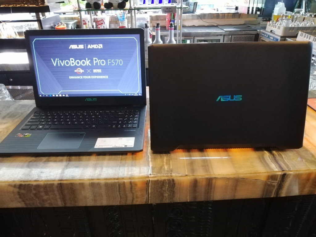 ASUS Gabungkan AMD dan NVIDIA di VivoBook Pro F570