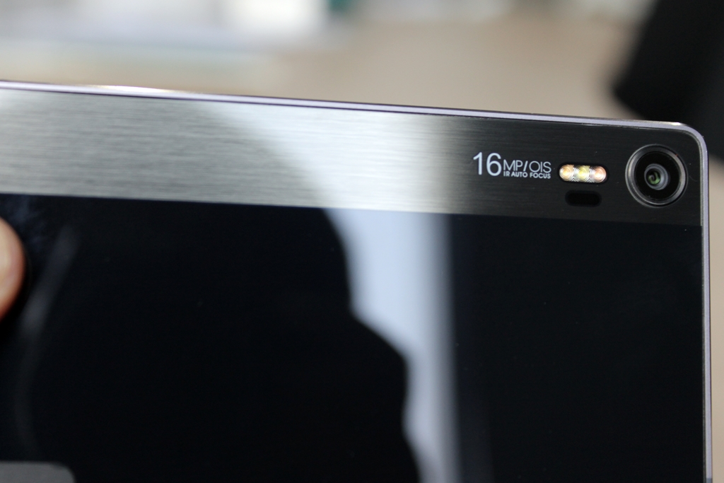 Lenovo Vibe Shot Menggoda