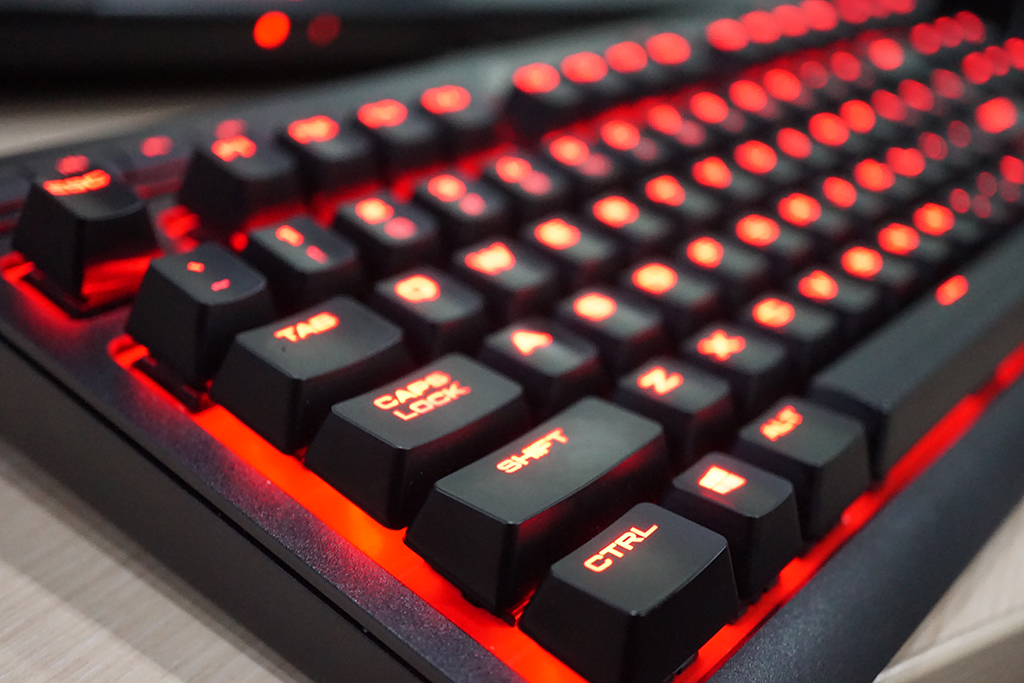 Corsair K63, Keyboard Mekanis Murah Bukan Murahan
