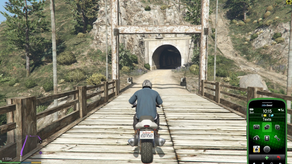 3 Jam Pertama Bermain GTA V: Selfie di Gunung, Blokir Jalan, dan Naik Vespa