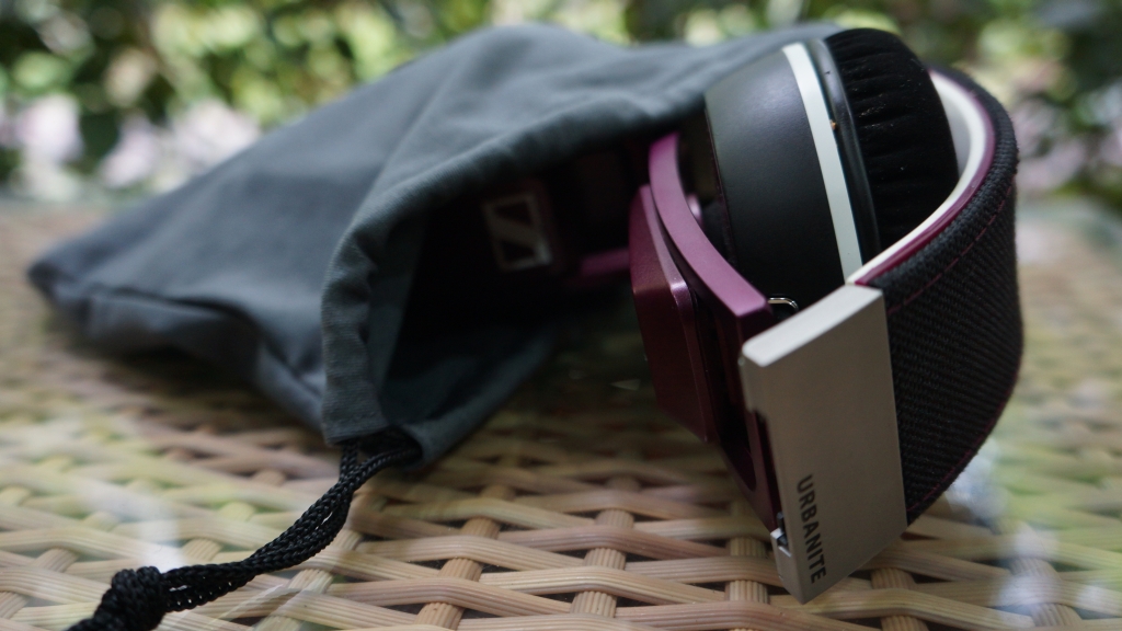 Sennheiser Urbanite: Headphone Trendi, Tapi Bikin Pegal 