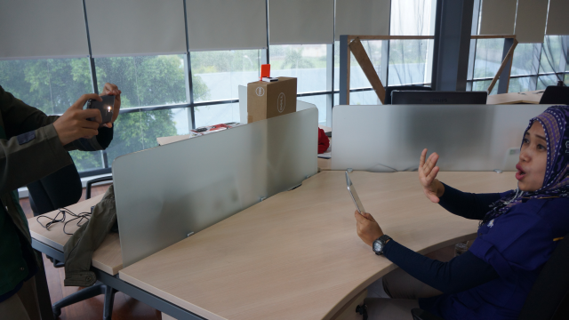 5 Tips Mengambil Foto Candid Biar Enggak Memalukan