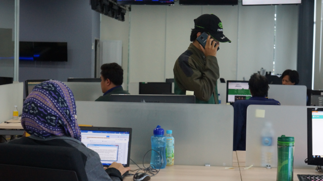 5 Tips Mengambil Foto Candid Biar Enggak Memalukan