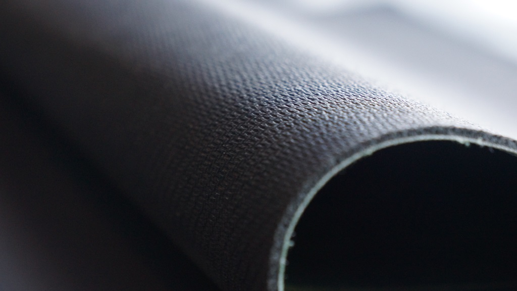 Roccat Sense Camo Charge, Mousepad Presisi untuk Penggila Militer  