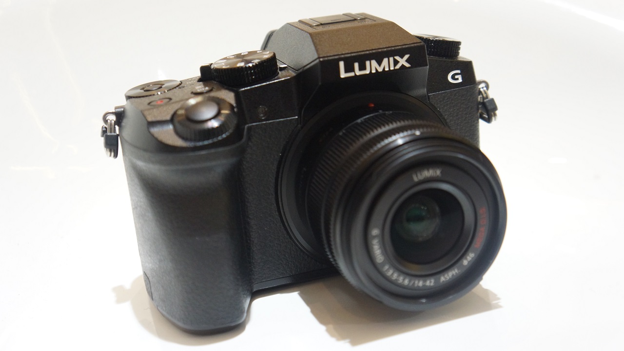 Panasonic Rilis Dua Kamera Mirrorless Baru, Lumix GX8 dan Lumix G7 