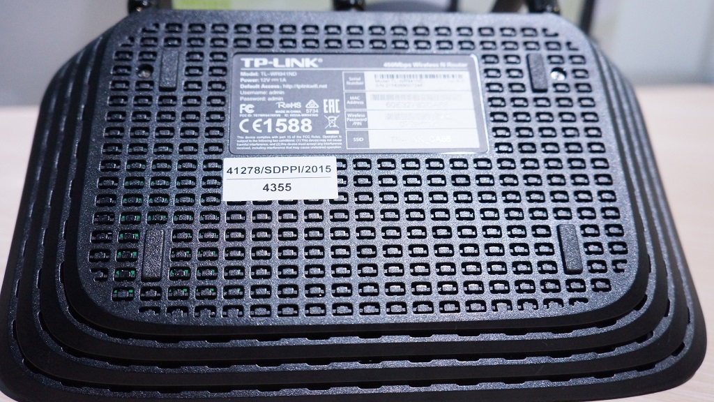 TP-LINK TL-WR941ND, Router WiFi Murah dan Kencang 