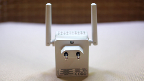 Netgear EX3700, Solusi Perkuat Sinyal WiFi di Rumah