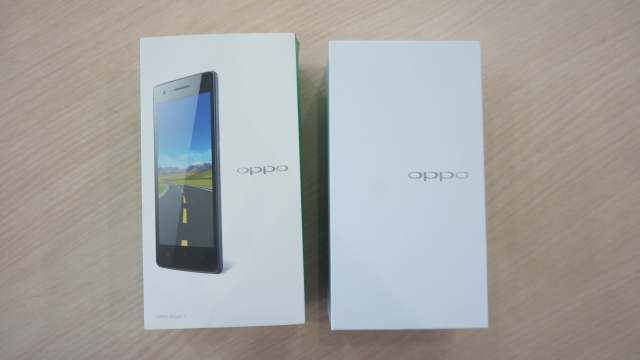 Unboxing OPPO Mirror 3