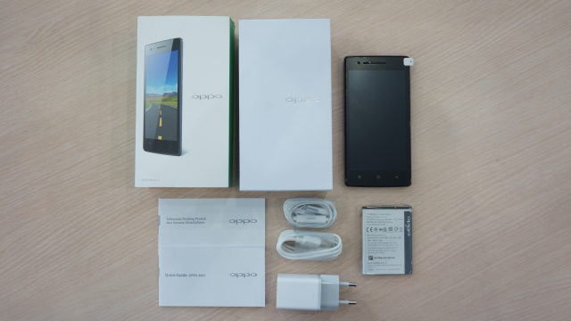 Unboxing OPPO Mirror 3